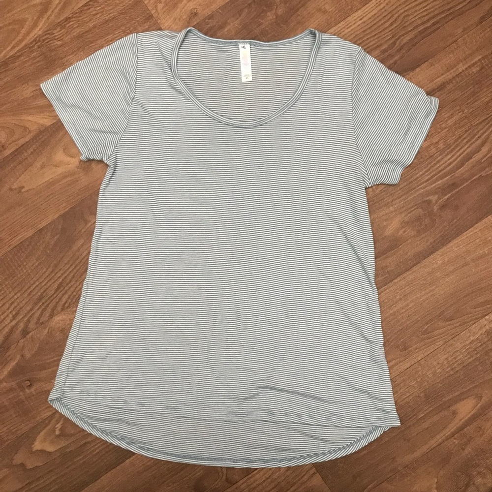 LulaRoe Classic Shirt